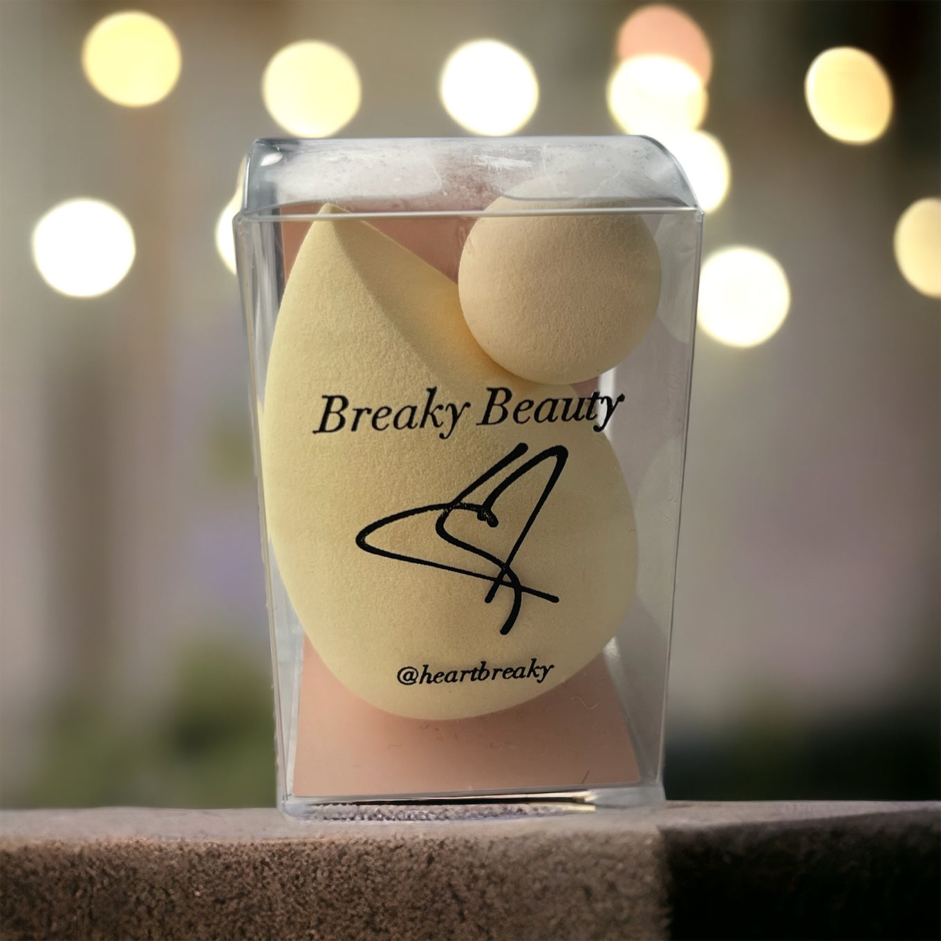 Breaky Beauty Blender