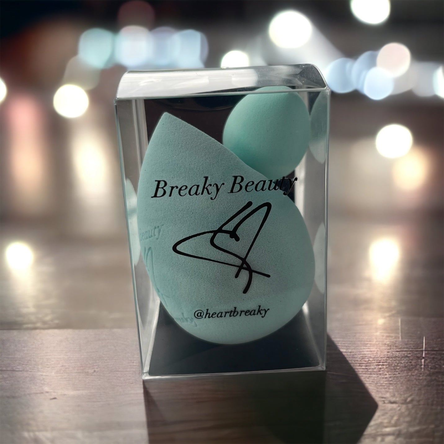 Breaky Beauty Blender
